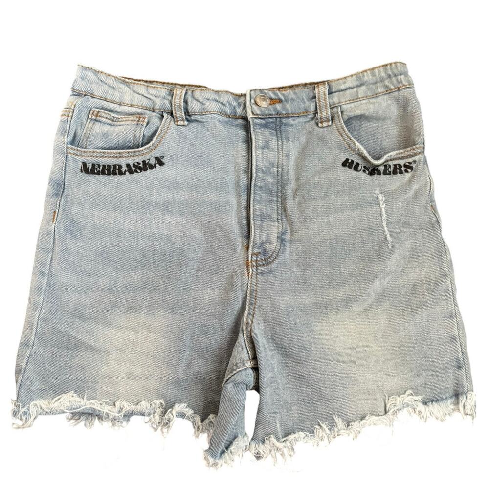 Nebraska Huskers Legacy Collection Denim Shorts Light Wash‎ Go Big Red Women 29